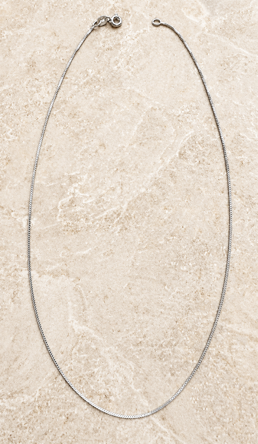18" Box Chain